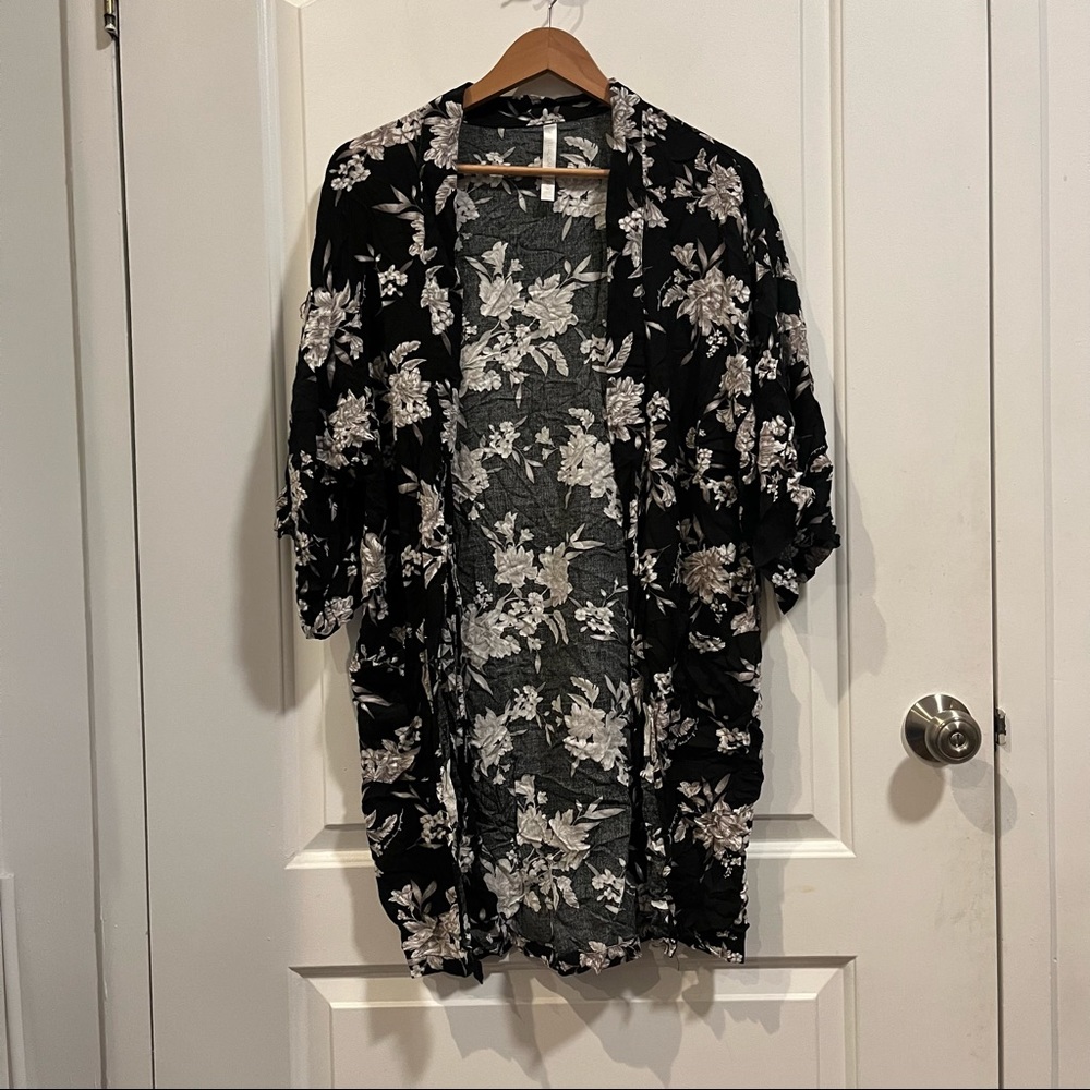 Spiritual Gangester Maya Floral Kimono - Picture 2 of 3